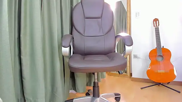 Tombarden online show from 03.13.25