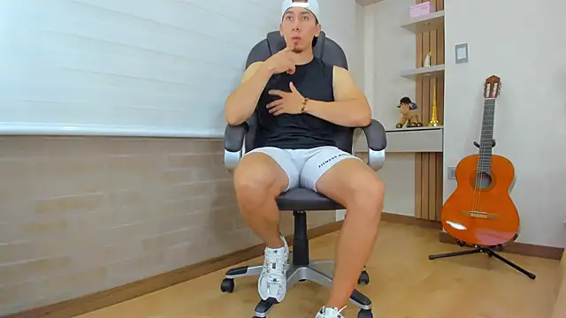 Tombarden online show from 09.24.25