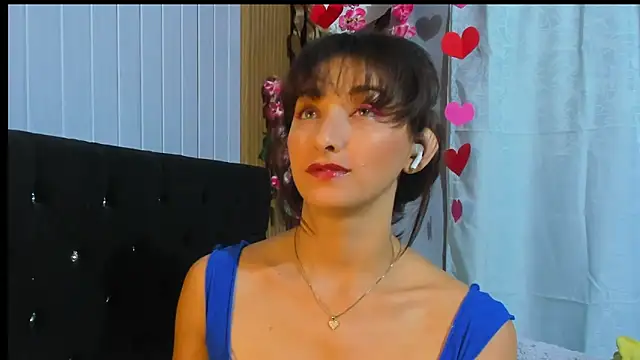 Snapshot of vicky__skinny_1 chatting on 02.25.25 vicky  skinny 1 online show from 02.25.25