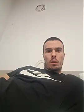 Snapshot of tucacbg chatting on 02.15.25 tucacbg online show from 02.15.25