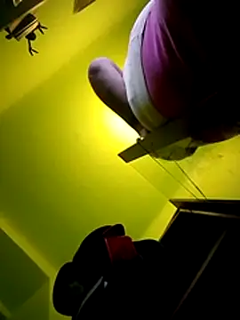 Adrianka online show from 11.26.25