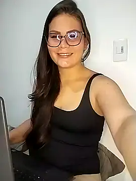 Vale Saenzz online show from 01.27.25