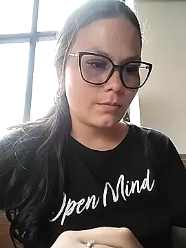 Vale Saenzz online show from 03.02.25