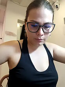 Vale Saenzz online show from 03.11.25