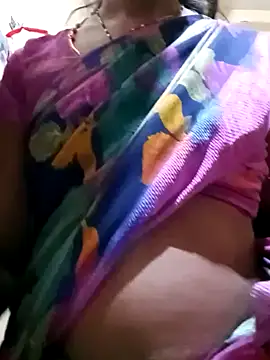 Snapshot of TeluguammayiMahi chatting on 02.18.25 TeluguammayiMahi online show from 02.18.25