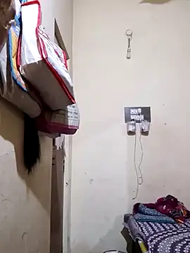 Snapshot of TeluguammayiMahi chatting on 02.25.25 TeluguammayiMahi online show from 02.25.25