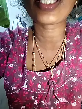 Snapshot of TeluguammayiMahi chatting on 09.17.25 TeluguammayiMahi online show from 09.17.25