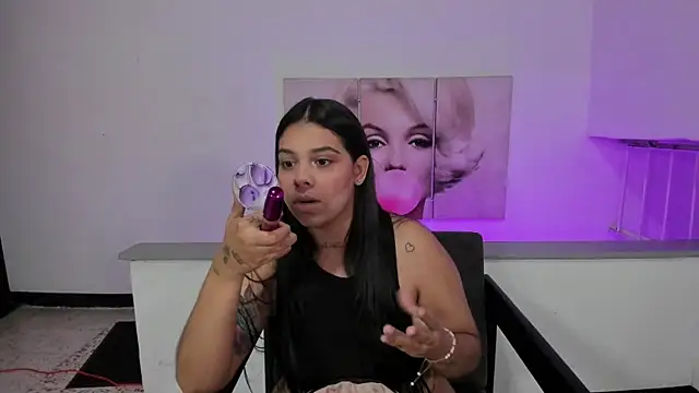 Emily rivera78 online show from 09.19.25