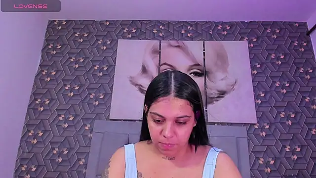Snapshot of Emily_rivera78 chatting on 05.08.26 Emily rivera78 online show from 05.08.26