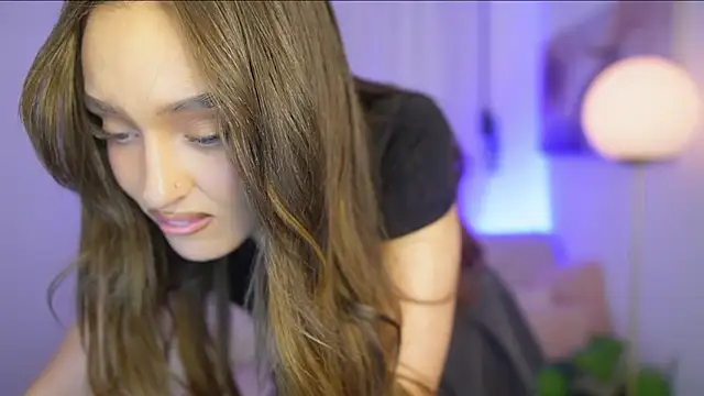 Clara Nia online show from 01.17.26