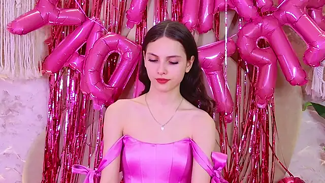 GIGI DAV online show from 02.15.25