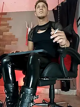 Snapshot of AngeloColleen chatting on 05.02.26 AngeloColleen online show from 05.02.26