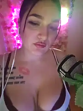 Jinyxx3 online show from 02.23.25