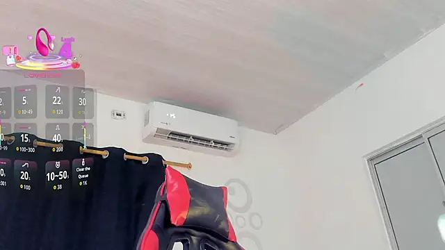 Snapshot of Nicol_TransGirl chatting on 02.28.26 Nicol TransGirl online show from 02.28.26