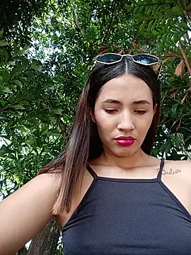 -Nicol online show from 04.04.26