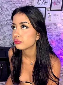 Miss karol online show from 11.17.25