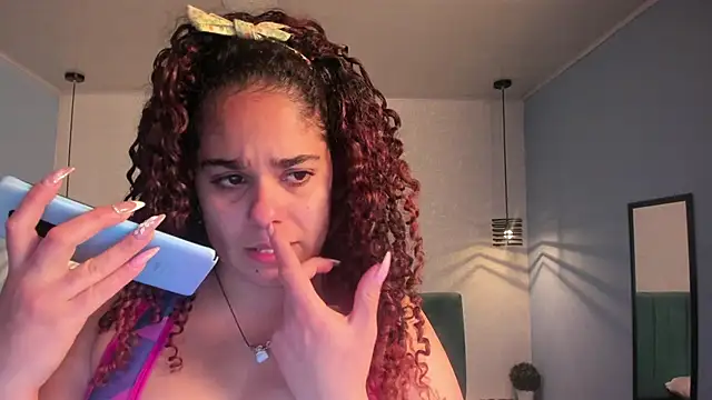 ninna curly online show from 09.10.25