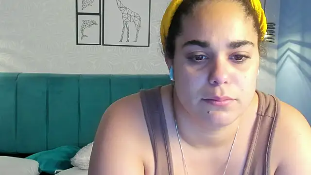 Snapshot of ninna_curly chatting on 02.17.26 ninna curly online show from 02.17.26