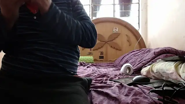 Snapshot of nakedlima chatting on 11.02.25 nakedlima online show from 11.02.25