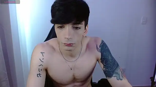 Snapshot of H3ll_B0I chatting on 02.14.26 H3ll B0I online show from 02.14.26