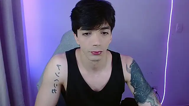 Snapshot of H3ll_B0I chatting on 04.23.26 H3ll B0I online show from 04.23.26