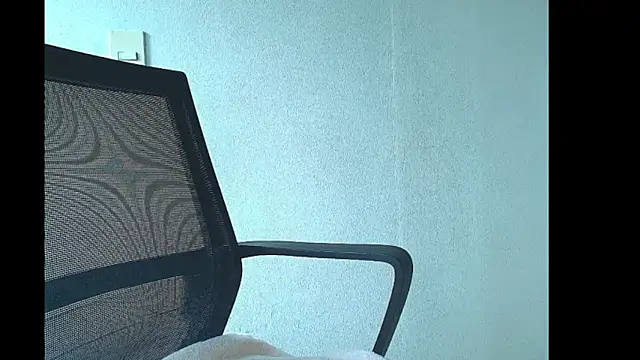 Snapshot of Alaiapink chatting on 02.23.26 Alaiapink online show from 02.23.26