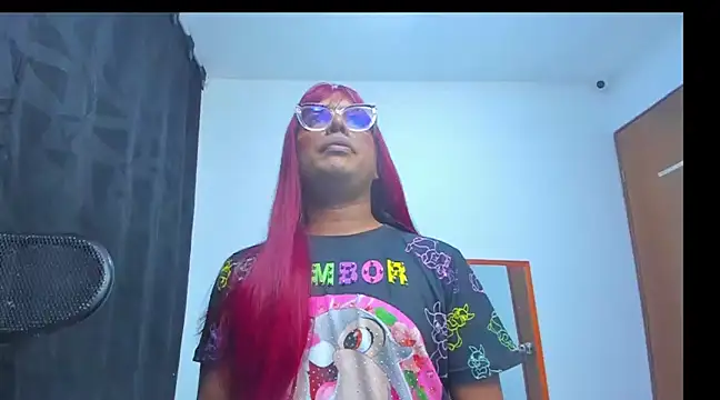 Snapshot of monsterdickcessy_22cm chatting on 02.20.25 monsterdickcessy 22cm online show from 02.20.25