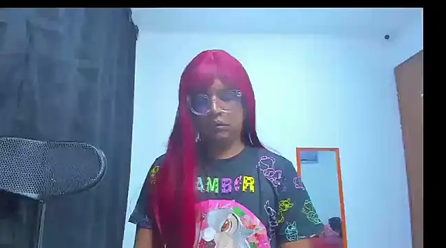 Snapshot of monsterdickcessy_22cm chatting on 02.20.25 monsterdickcessy 22cm online show from 02.20.25