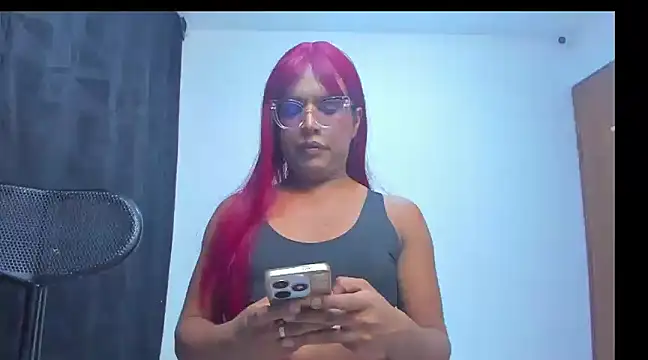 Snapshot of monsterdickcessy_22cm chatting on 02.22.25 monsterdickcessy 22cm online show from 02.22.25