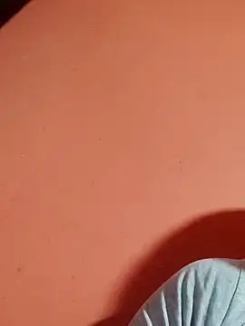 Milankure111 online show from 02.16.25