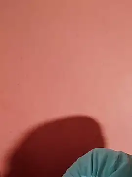 Milankure111 online show from 02.18.25