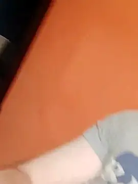 Milankure111 online show from 02.22.25