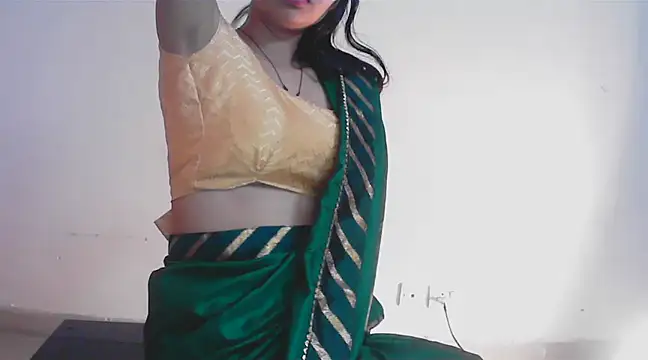 Snapshot of kajal__bhabhi_ chatting on 02.08.25 kajal bhabhi online show from 02.08.25