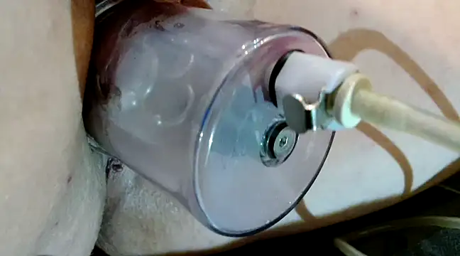 Snapshot of Astrid-Gilbert chatting on 02.23.25 Astrid-Gilbert online show from 02.23.25