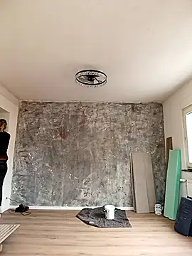 Snapshot of Astrid-Gilbert chatting on 11.03.25 Astrid-Gilbert online show from 11.03.25