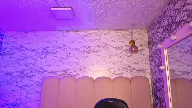 Hela v online show from 03.14.26