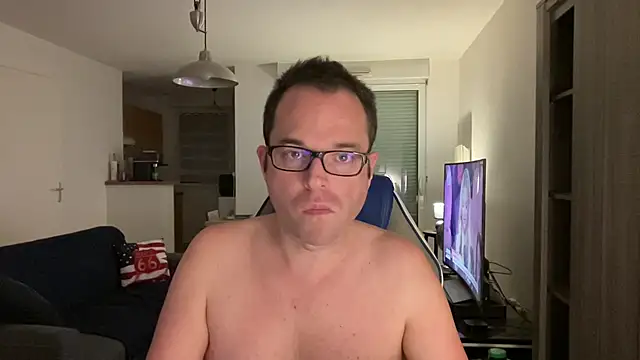 Funnyjul31 online show from 02.18.25