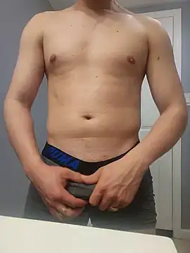 Snapshot of ElCastigador09 chatting on 02.27.25 ElCastigador09 online show from 02.27.25