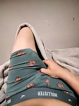 Snapshot of ElCastigador09 chatting on 03.01.25 ElCastigador09 online show from 03.01.25