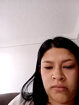 Snapshot of bri_ali chatting on 02.12.25 bri ali online show from 02.12.25