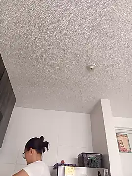 Snapshot of bri_ali chatting on 02.15.25 bri ali online show from 02.15.25