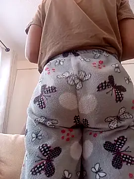 Snapshot of bri_ali chatting on 02.24.25 bri ali online show from 02.24.25