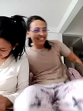 Snapshot of bri_ali chatting on 03.20.25 bri ali online show from 03.20.25