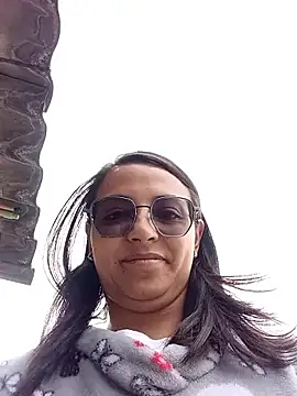 Snapshot of bri_ali chatting on 01.12.26 bri ali online show from 01.12.26