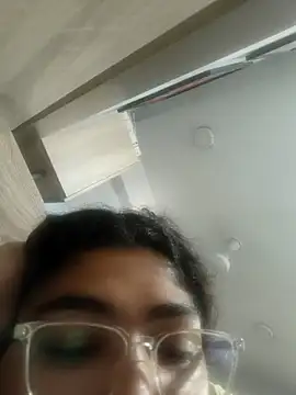 naina78910 online show from 10.14.25