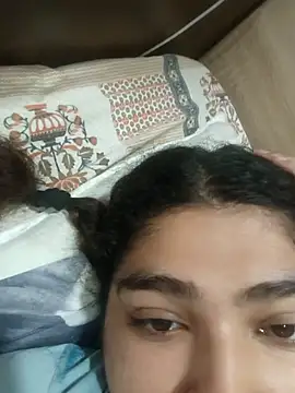 naina78910 online show from 10.23.25