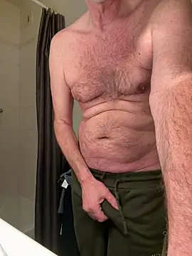 Snapshot of vincent1522 chatting on 03.01.25 vincent1522 online show from 03.01.25