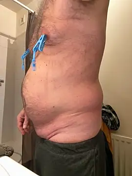 Snapshot of vincent1522 chatting on 11.04.25 vincent1522 online show from 11.04.25