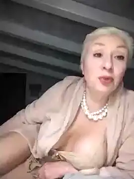 divinaerotica online show from 02.28.25