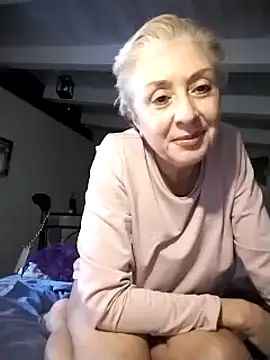 divinaerotica online show from 11.18.25